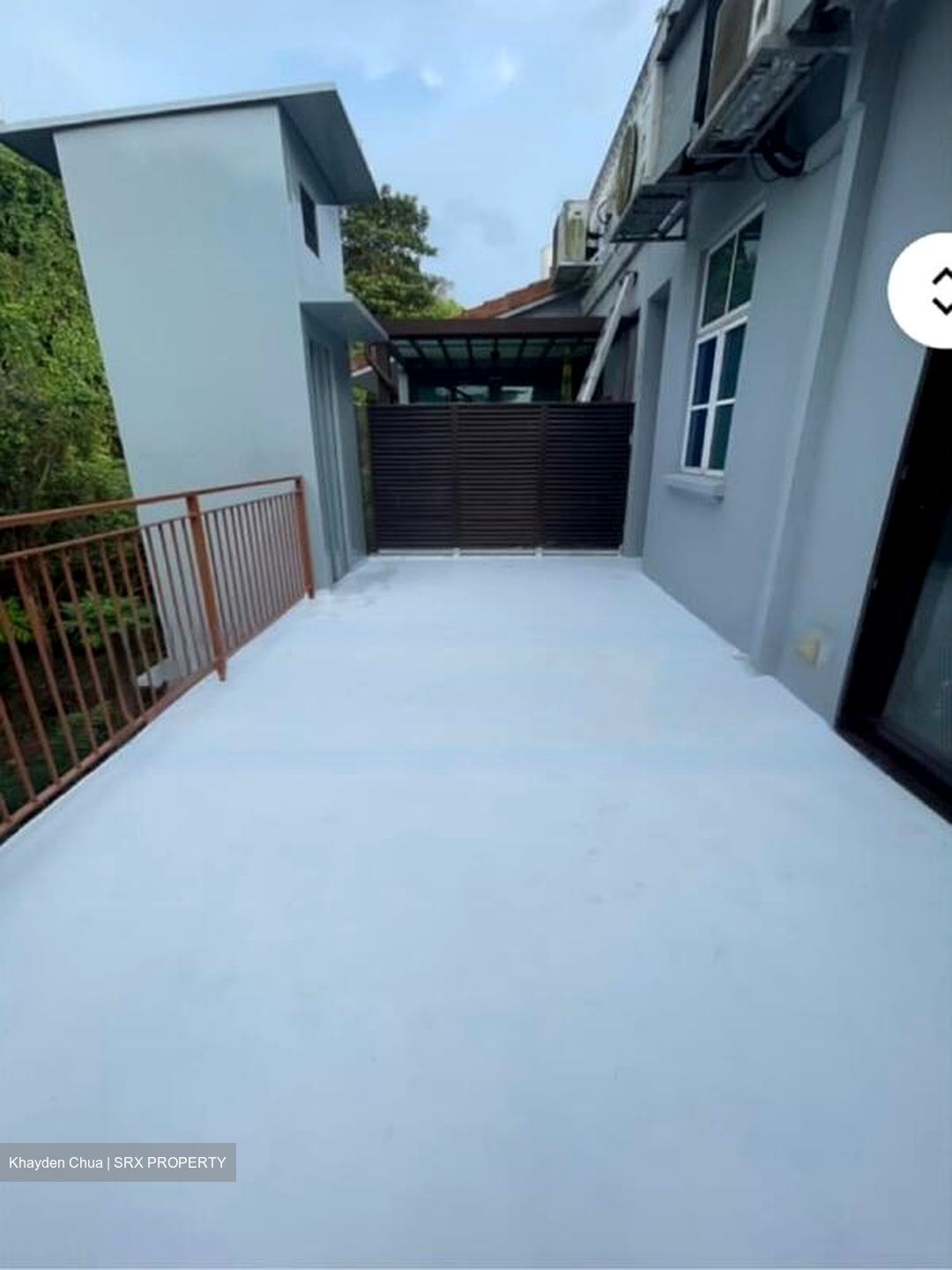 La Suisse (D11), Terrace #502078871